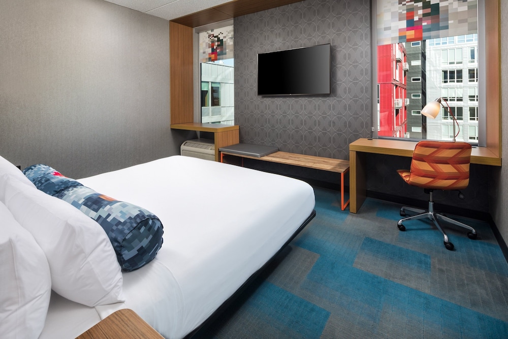 Aloft Minneapolis - featured photo