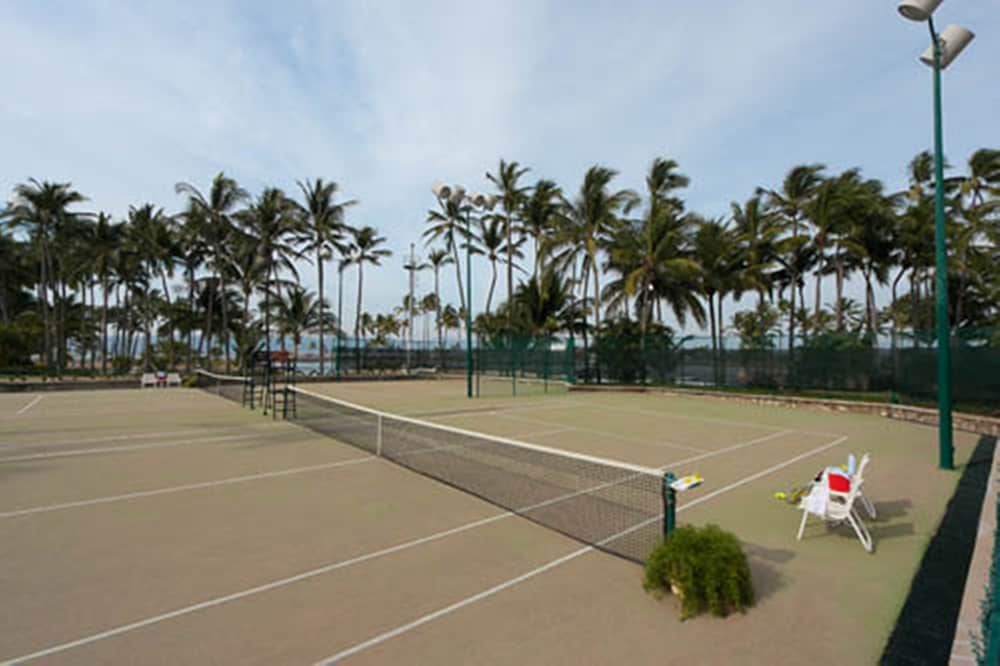 Tennis court