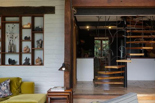 Lyra Kangaroo Valley — Unknown City — photo 5