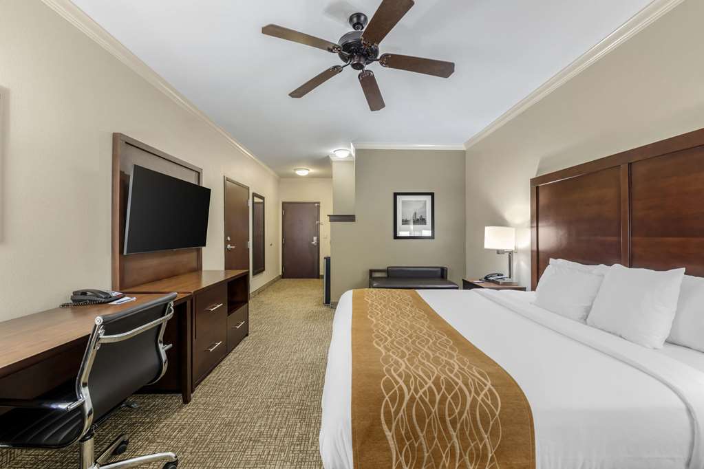 Comfort Inn & Suites Fort Worth Fossil Creek - photo 19