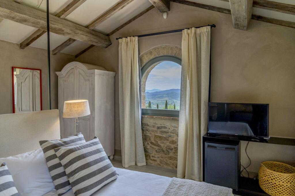 La Cotogna — 4-Star Luxury Hotel in Magione, Italy