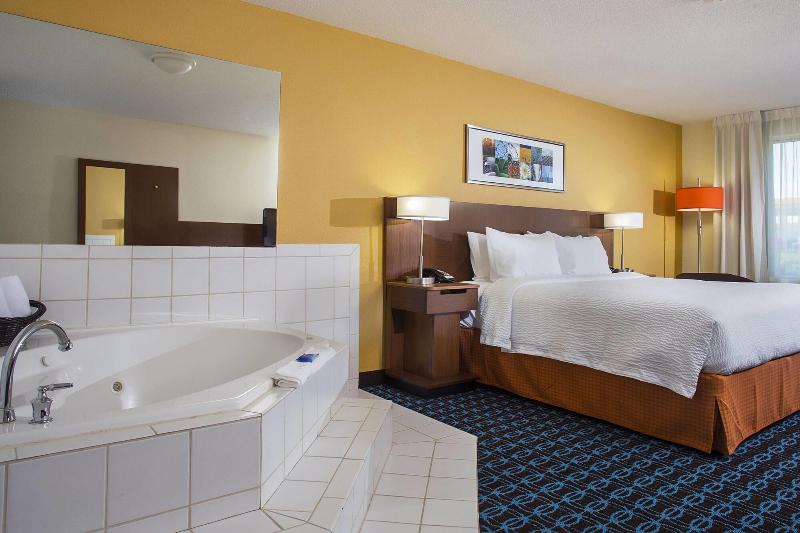 Fairfield Inn by Marriott Charlotte Mooresville - photo 32