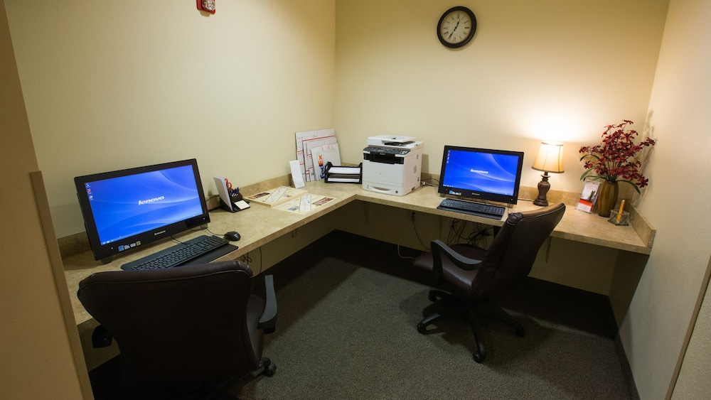 Candlewood Suites Joplin by IHG - photo 17