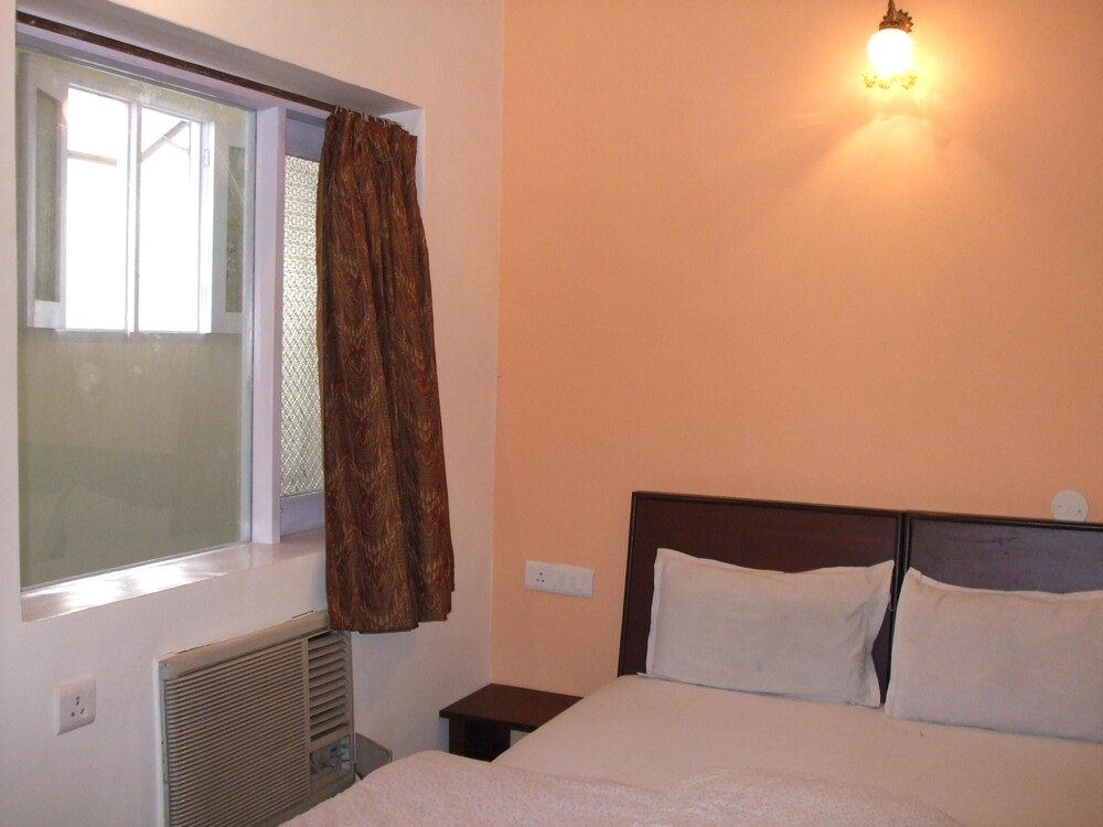 Hotel Samrat - carbon neutral hotel in Ludhiana