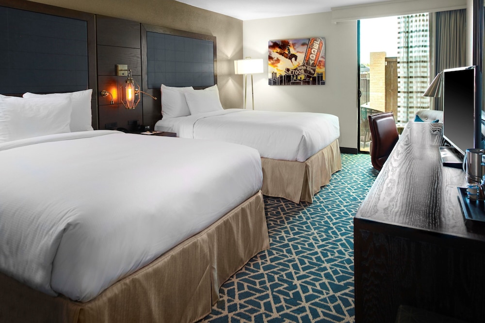 DoubleTree by Hilton Hotel Arlington DFW South - photo 4