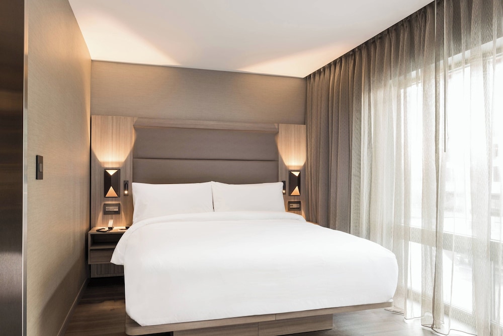 AC Hotel by Marriott Worcester - photo 15