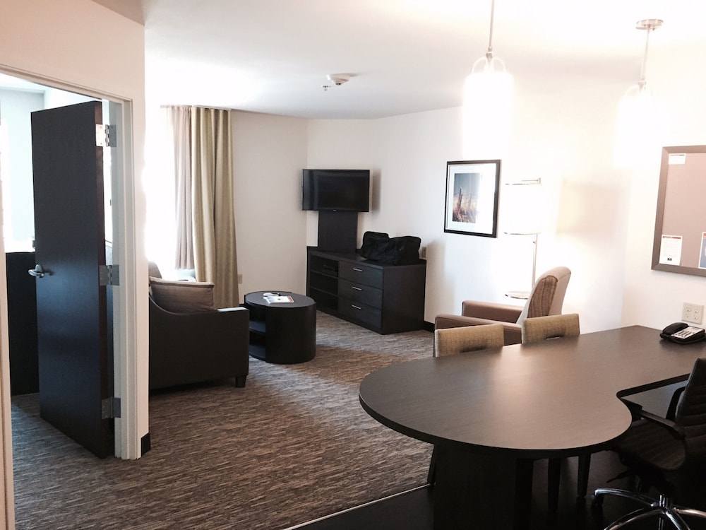 Candlewood Suites Youngstown W I 80 Niles Area by IHG - photo 7