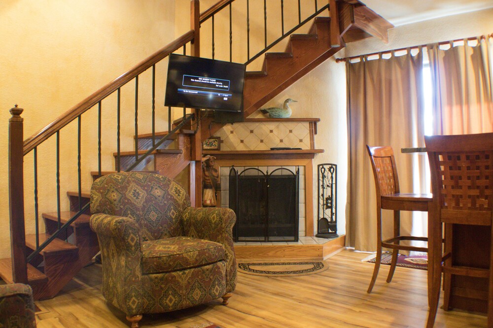 Axtel Condominiums by CB Lodging — 4-Star Luxury Hotel in Crested Butte, United States