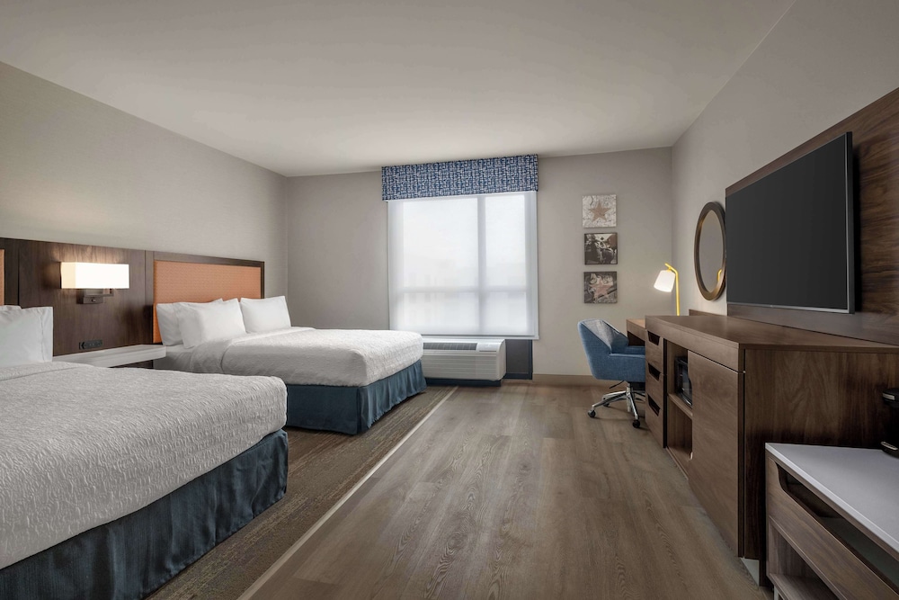 Hampton Inn by Hilton Austin East Side 5th Street - photo 10