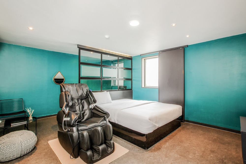 M7 Business Hotel in Waegwan, South Korea