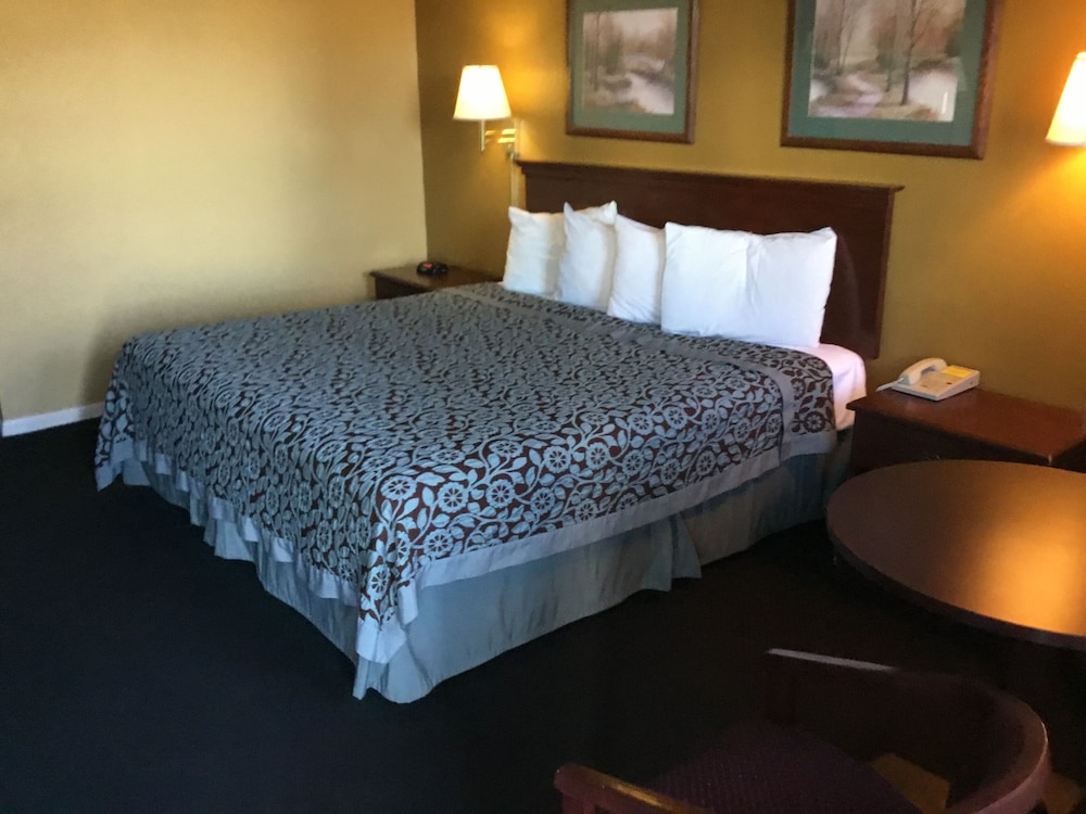 Travel Inn North Little Rock - photo 3