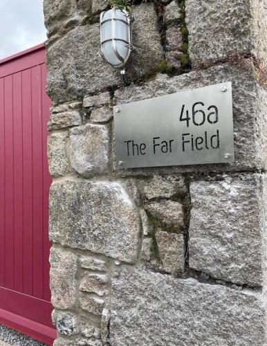 New build eco house in walled garden Rostrevor — 4-Star Luxury Hotel in Rostrevor, United Kingdom