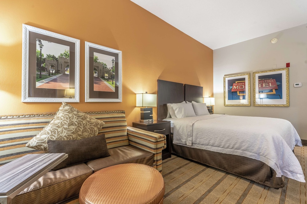 Hampton Inn Milledgeville - photo 15