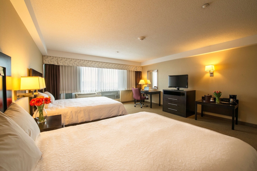 Hampton Inn & Suites Boston Crosstown Center - photo 15