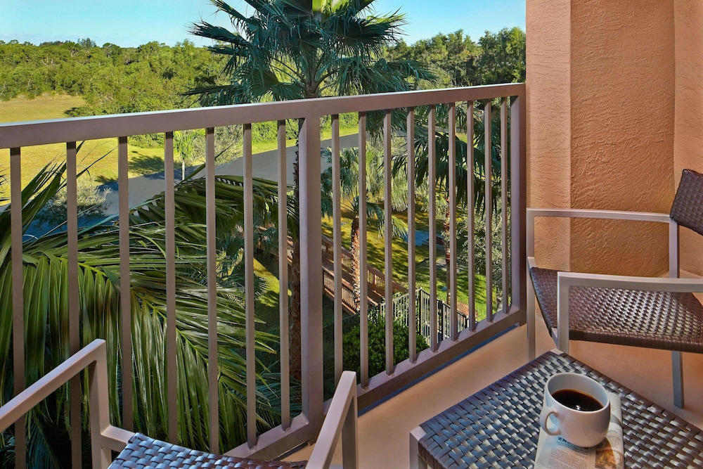 Courtyard By Marriott Stuart - photo 9