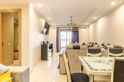 Magnifique appartement Les perles de marrakech lux avec 2 piscines — 4-Star Luxury Hotel in Marrakesh, Morocco