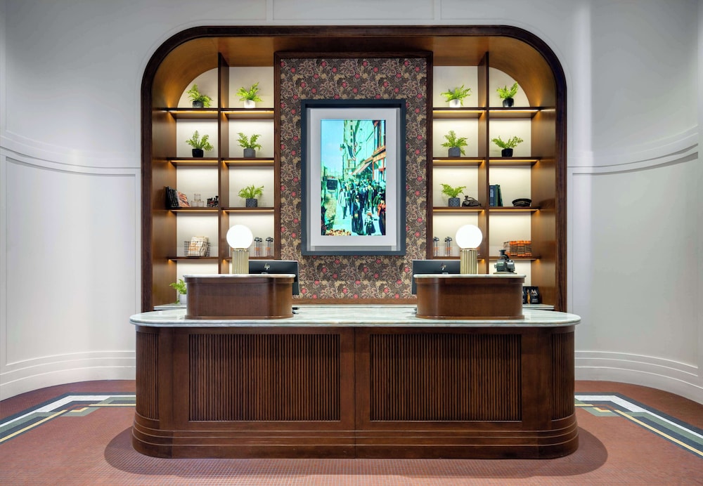 Canopy by Hilton Chicago Central Loop - photo 5