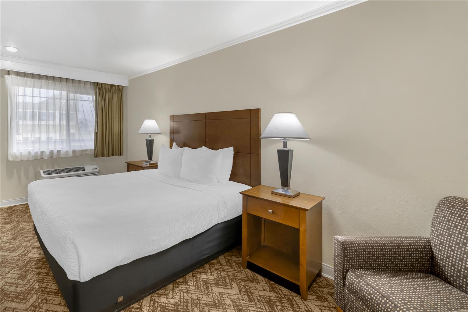 Best Western Plus Northwoods Inn - photo 30