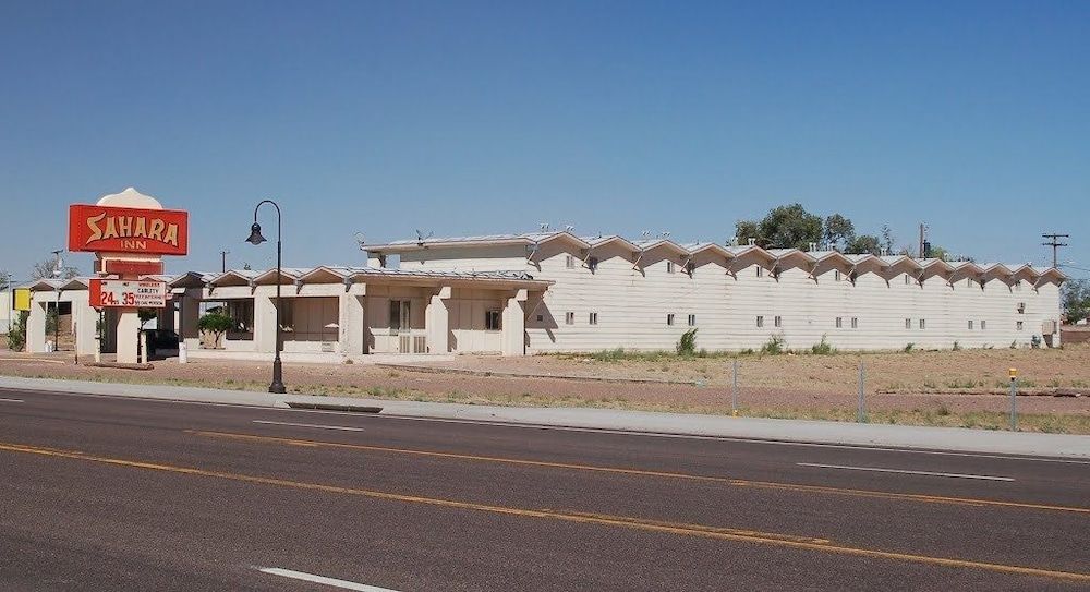 Sahara Inn in Holbrook, United States