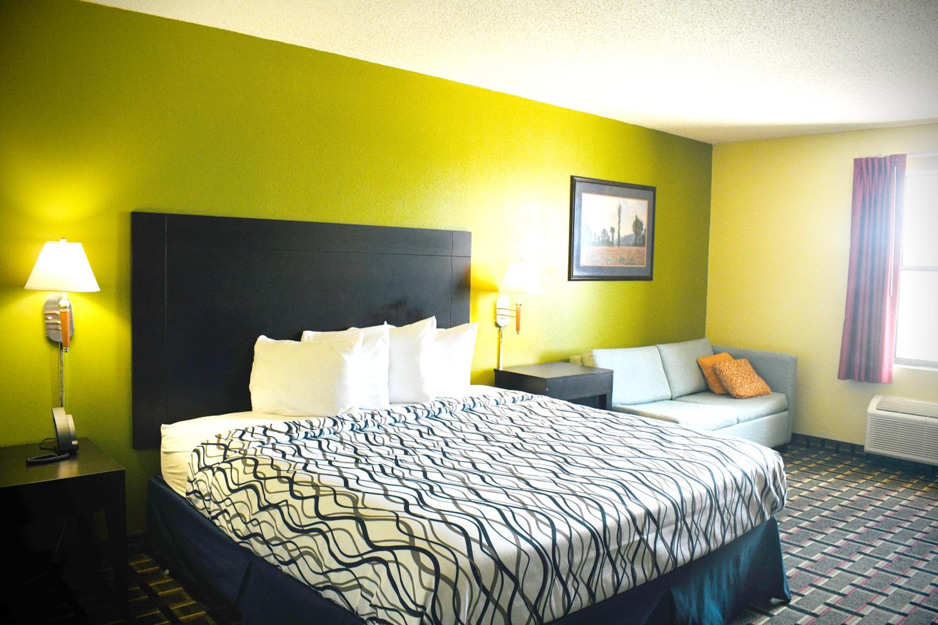 Days Inn by Wyndham Park City Kansas - photo 8