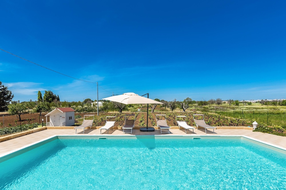 Villa Il Neto by BarbarHouse — 4-Star Luxury Hotel in Casarano, Italy