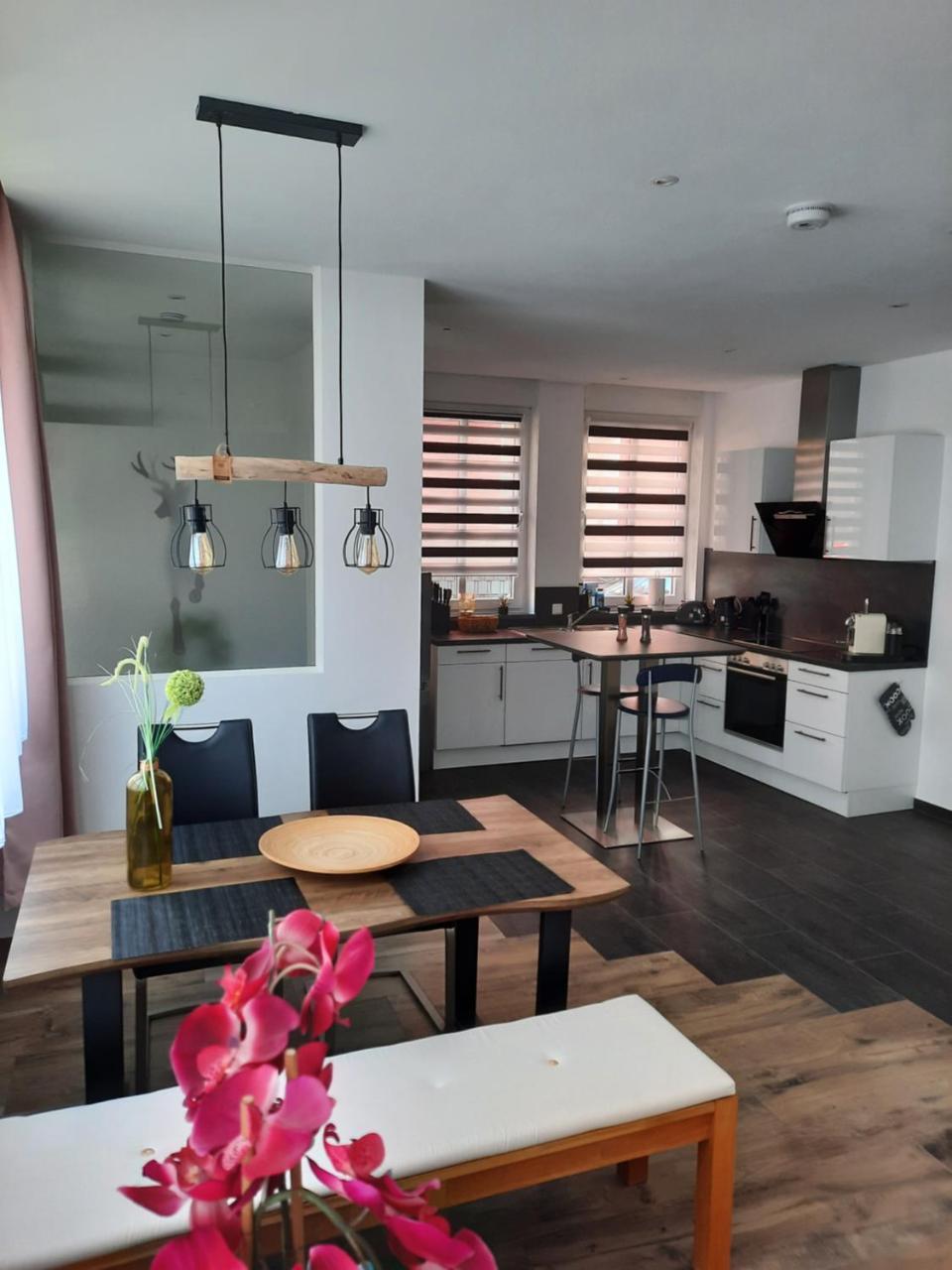 FeWo Zur Alten Wäscherei Zentrumsnah Garage inklusiv — 4-Star Luxury Hotel in Stuttgart, Germany