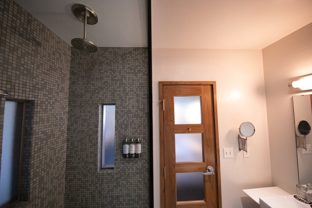 Modern Hotel - photo 51