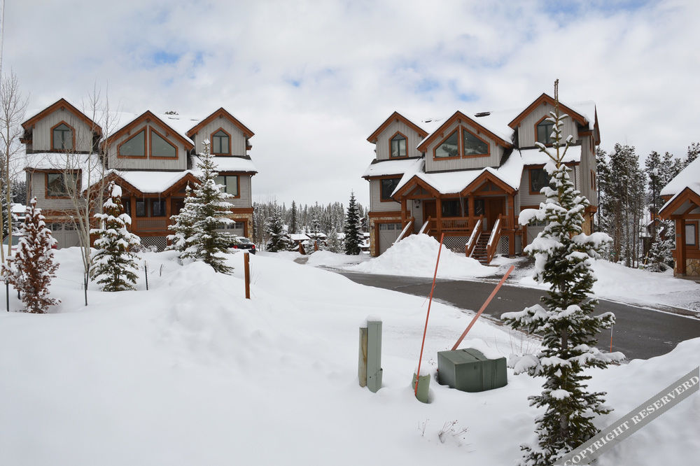 Saddlewood by Ski Village Resorts in Breckenridge, United States