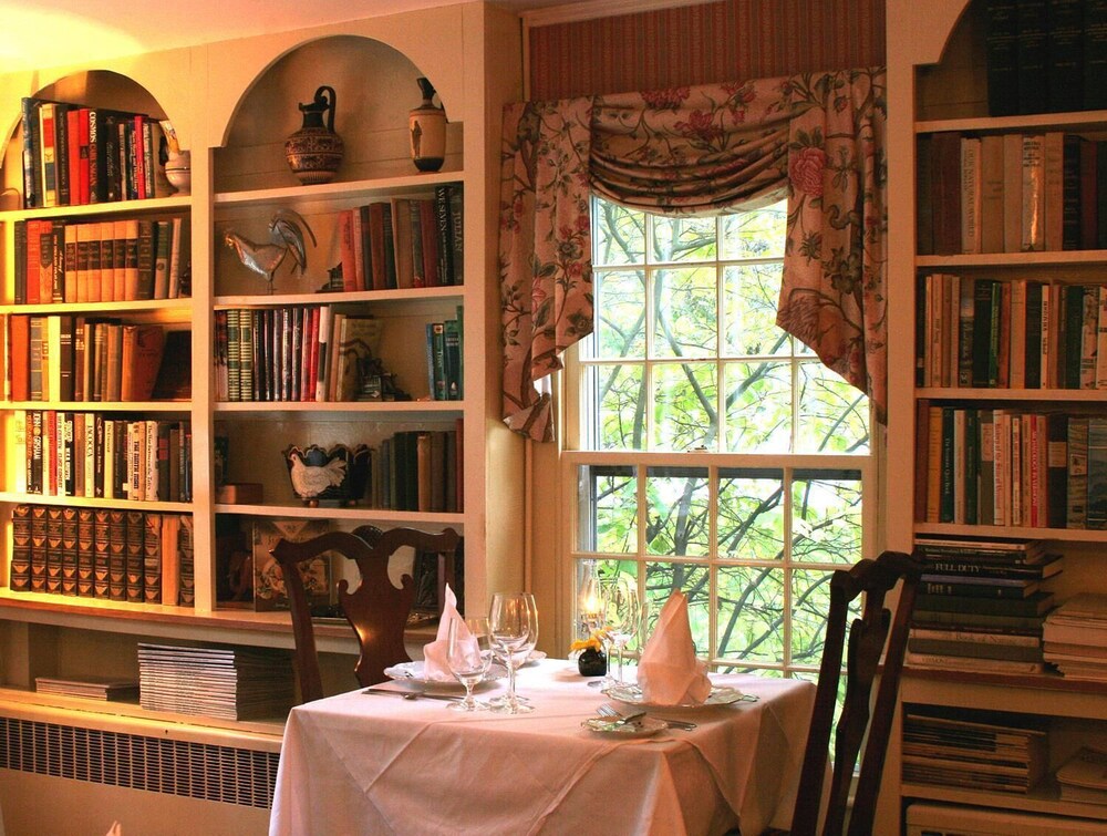 Three Mountain Inn - photo 13