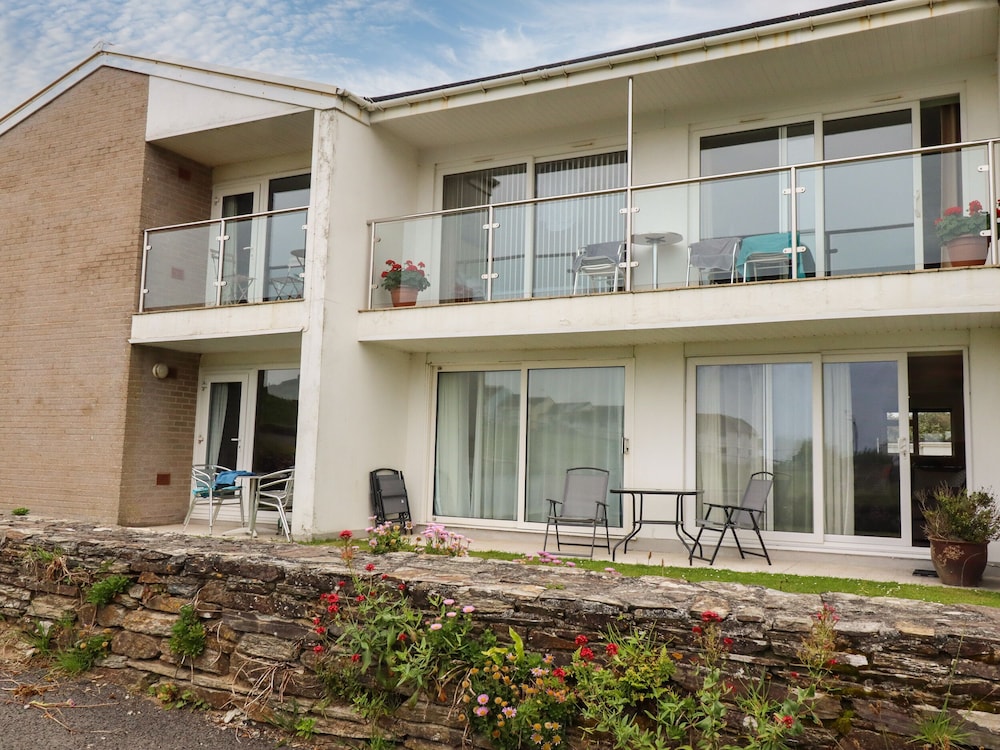 7 Europa Court — 4-Star Luxury Hotel in Newquay, United Kingdom