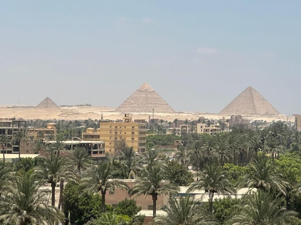 Pharaonic Pyramids Hotel - last minute hotel in Giza