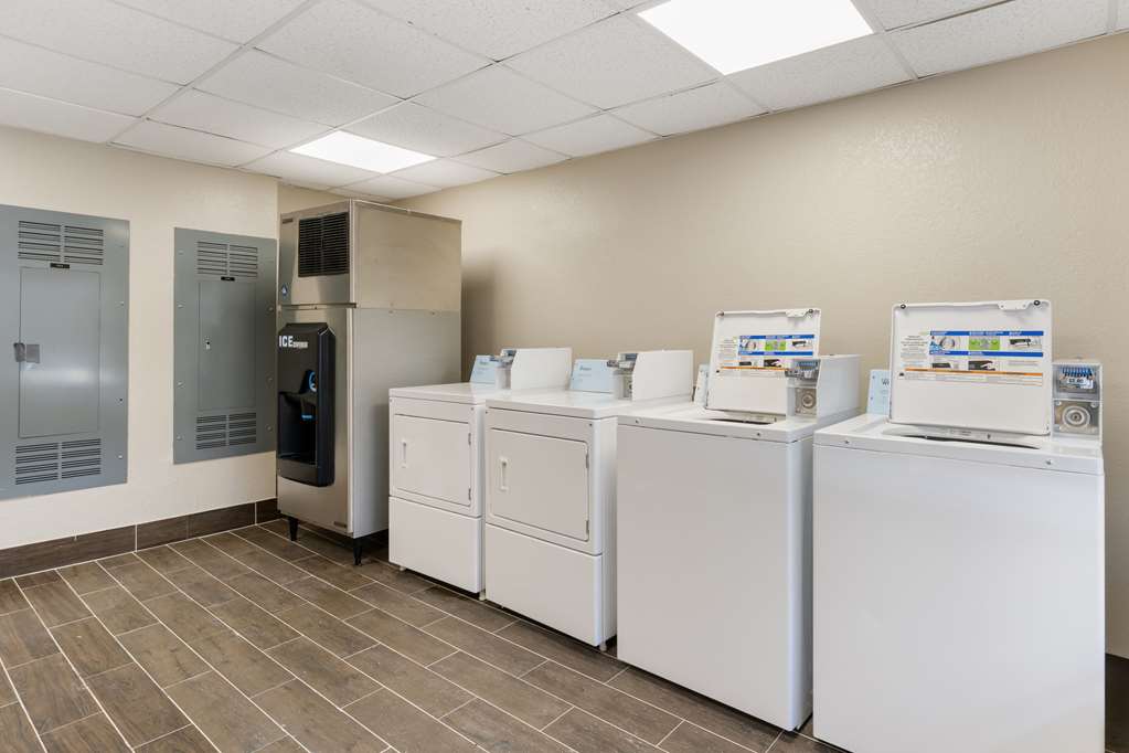 Comfort Suites West Jacksonville - photo 32