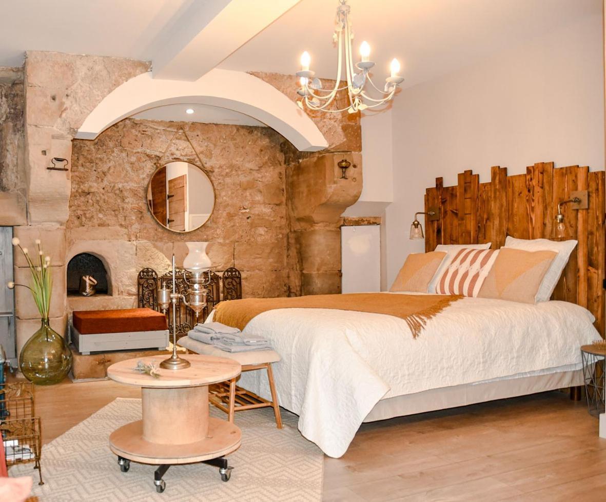 La Chaumiere Centre Historique Fibre Ess Rez De Chaussee Bedinshop — hotel in Romans-Sur-Isere