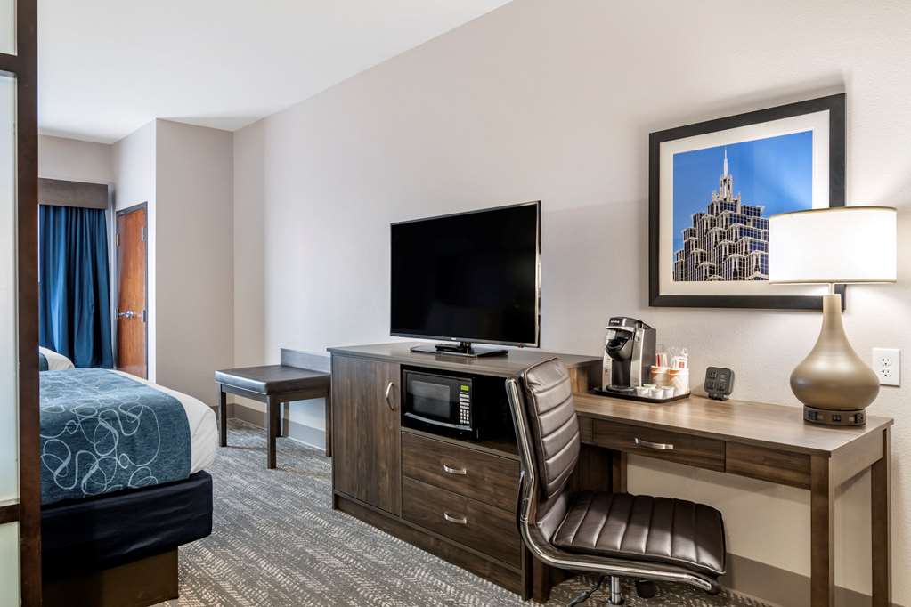 Comfort Suites McDonough Atlanta South - photo 23