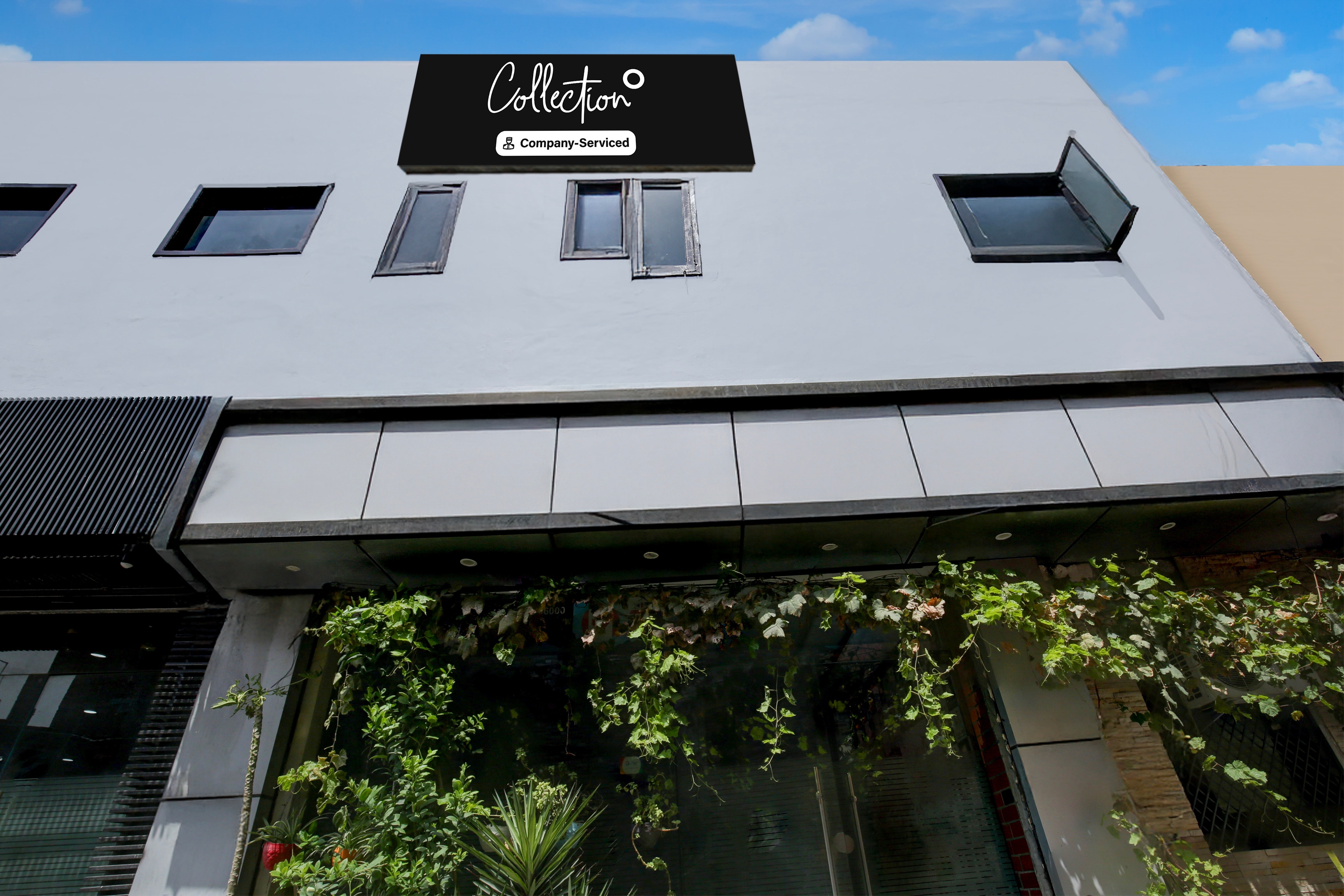 Super Collection O Ishwar Nagar Near Golden Temple Formerly Chahal Residency