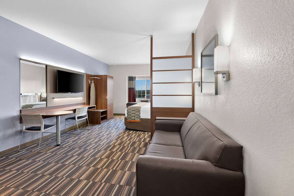 Microtel Inn & Suites by Wyndham Sweetwater - photo 39