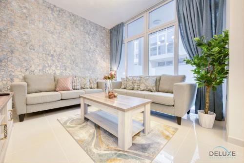 Opulent 3BR Townhouse at DAMAC Hills 2 Dubailand by Deluxe Holiday Homes — 4-Star Luxury Hotel in Dubai, United Arab Emirates