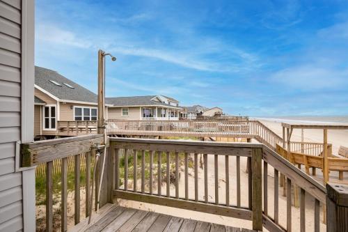 10 Conch Too by Oak Island Accommodations - photo 5