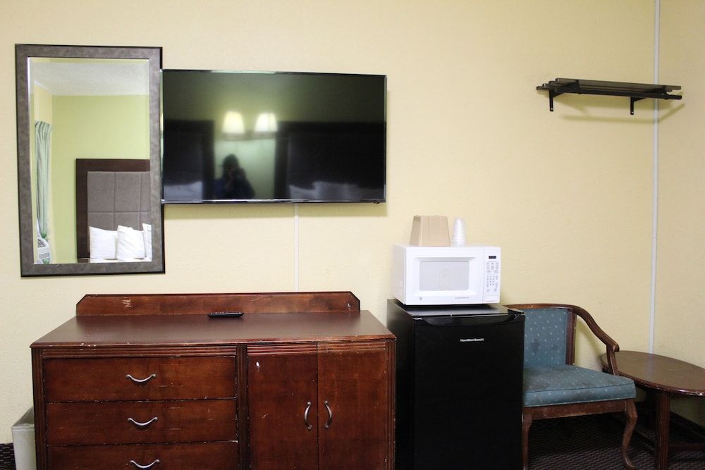 Double N Motel - photo 13