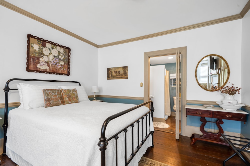 The Inn on North Jefferson - photo 26