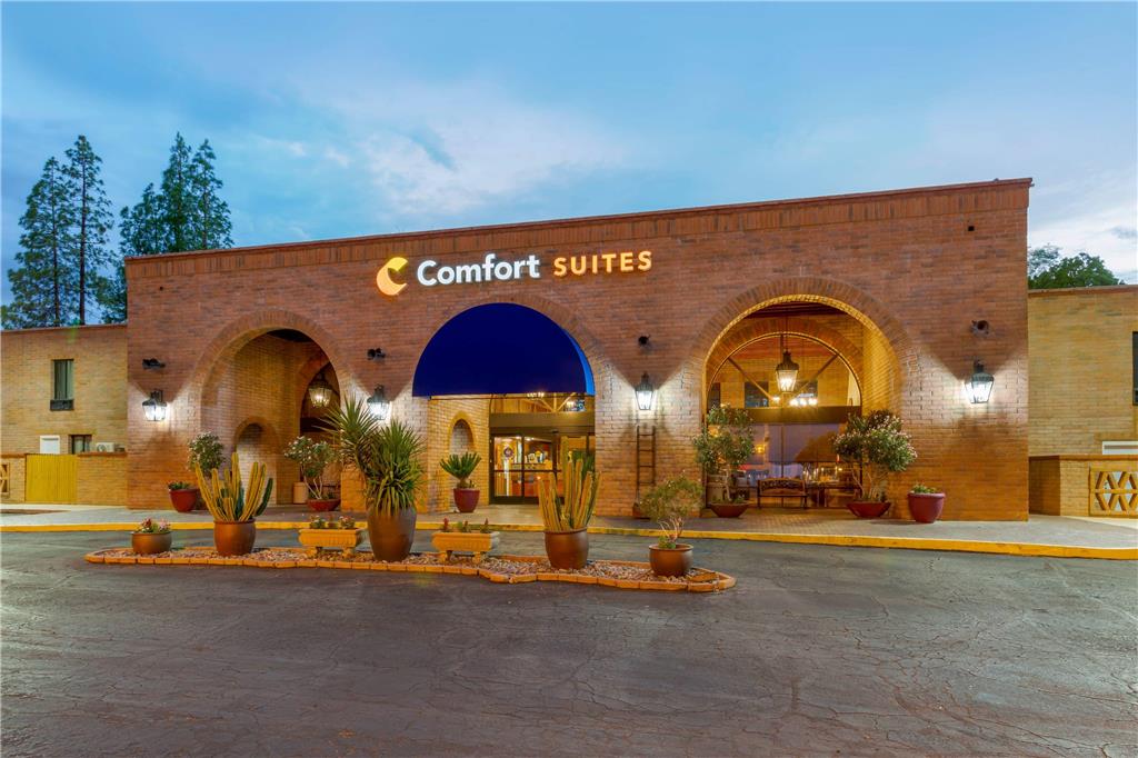 Comfort Suites Tucson near Sabino Canyon - photo 3