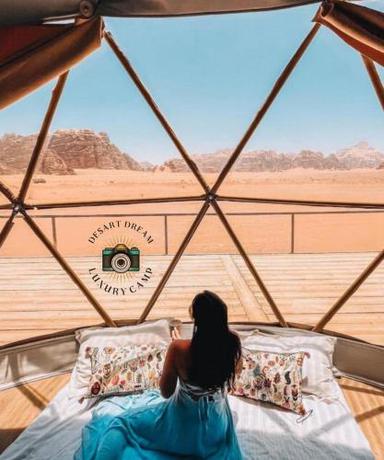 Rum Dream Bubbles Luxury Camp — 5-Star Luxury Hotel in Wadi Rum, Jordan