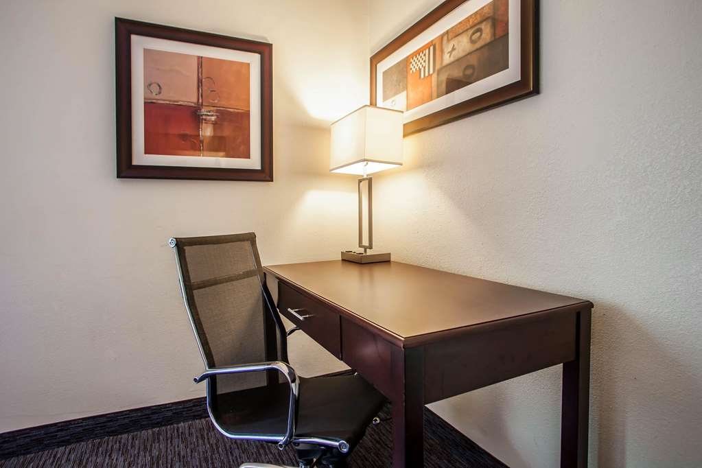 Comfort Inn Feasterville Trevose - photo 16