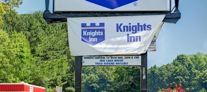 Knights Inn York - photo 9