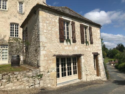 Logis de Chaumiac - carbon neutral hotel in Unknown City