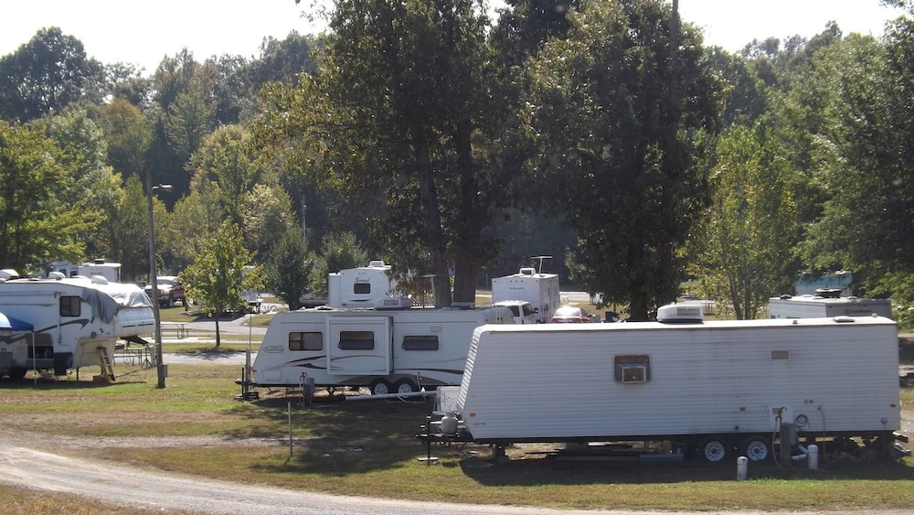 Kentucky Lake Resort & RV Park - photo 25