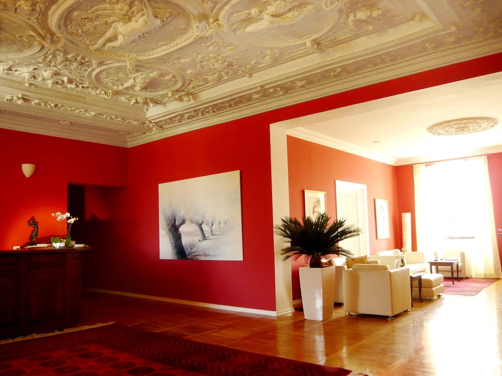 Schloss Spyker — Bergen Auf Ruegen — photo 2