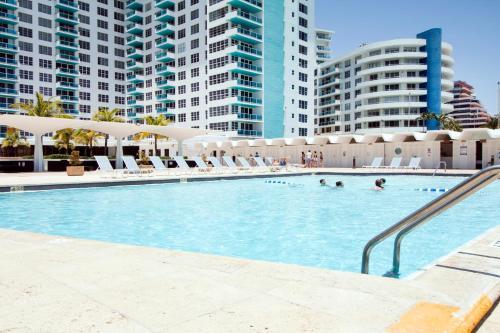 Oceanfront Contemporary Suites - photo 35