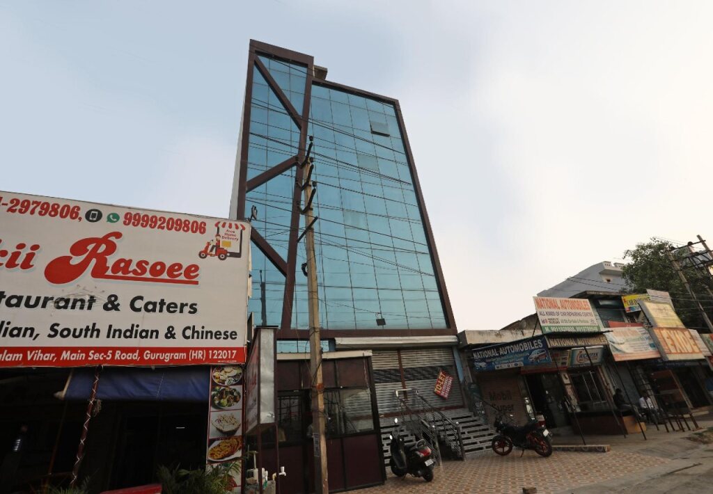 Oyo 12918 The Prince Inn pet-friendly hotel Gurgaon