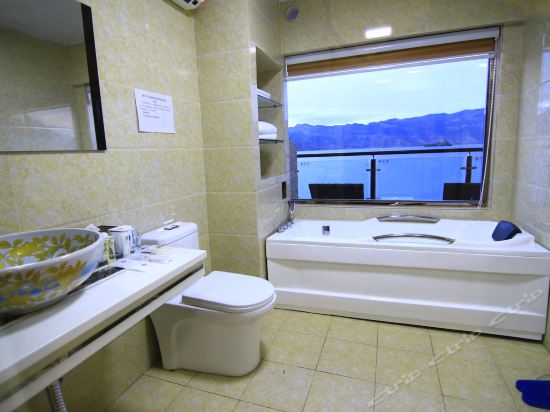 Lake View Hotel - carbon neutral hotel in Daxing